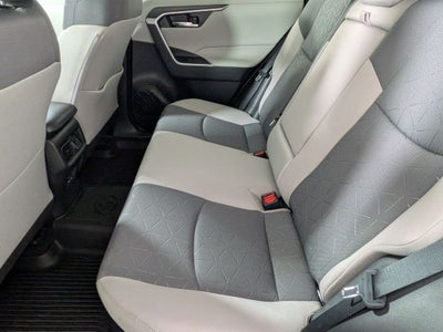 2022 Toyota RAV4 Hybrid XLE