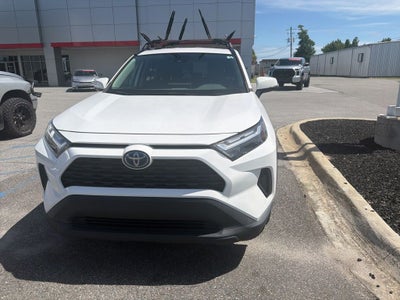 2022 Toyota RAV4 Hybrid XLE