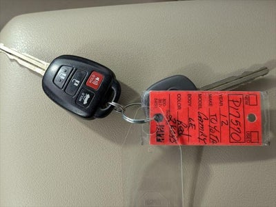 2012 Toyota CAMRY LE