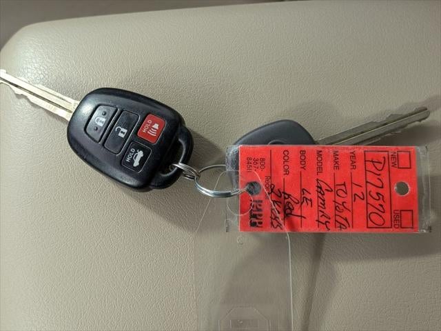 2012 Toyota CAMRY LE