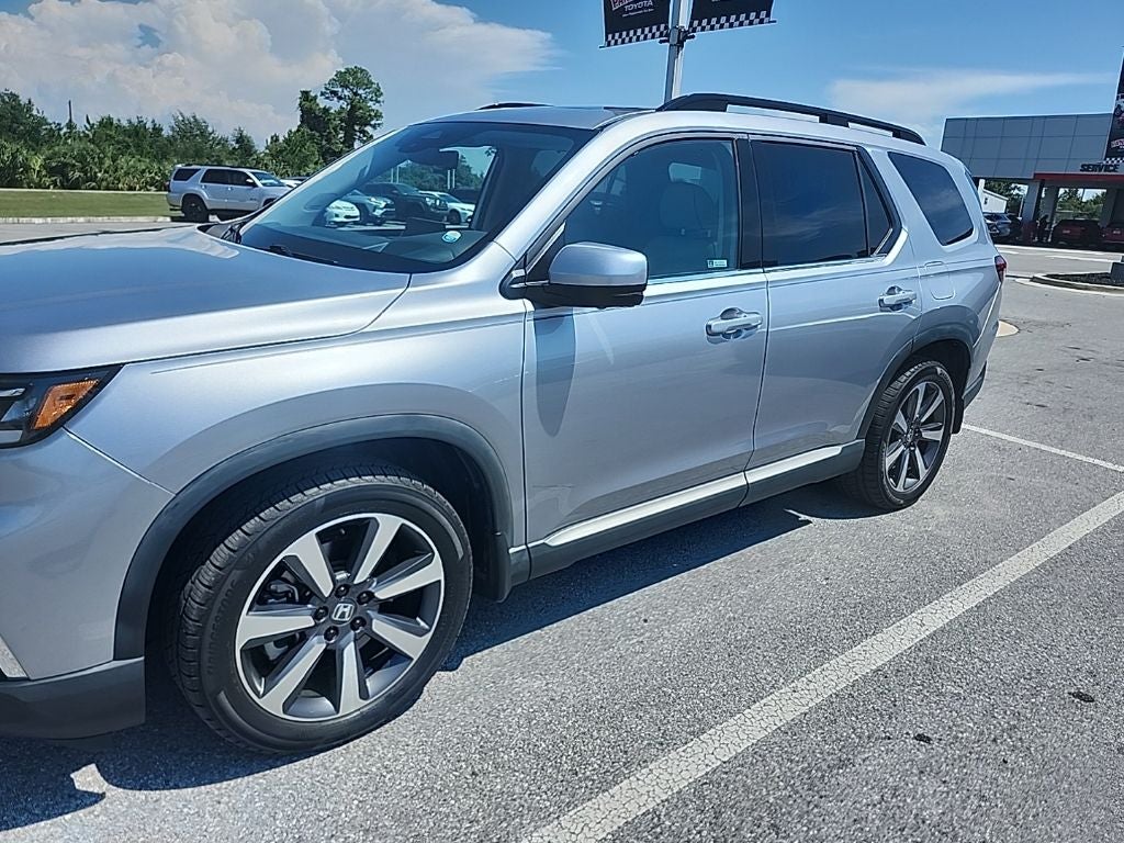 2023 Honda Pilot Elite