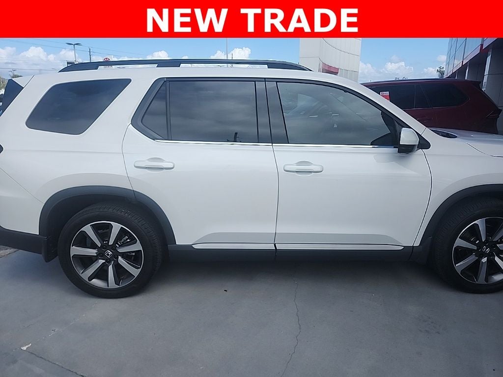 2023 Honda Pilot Elite