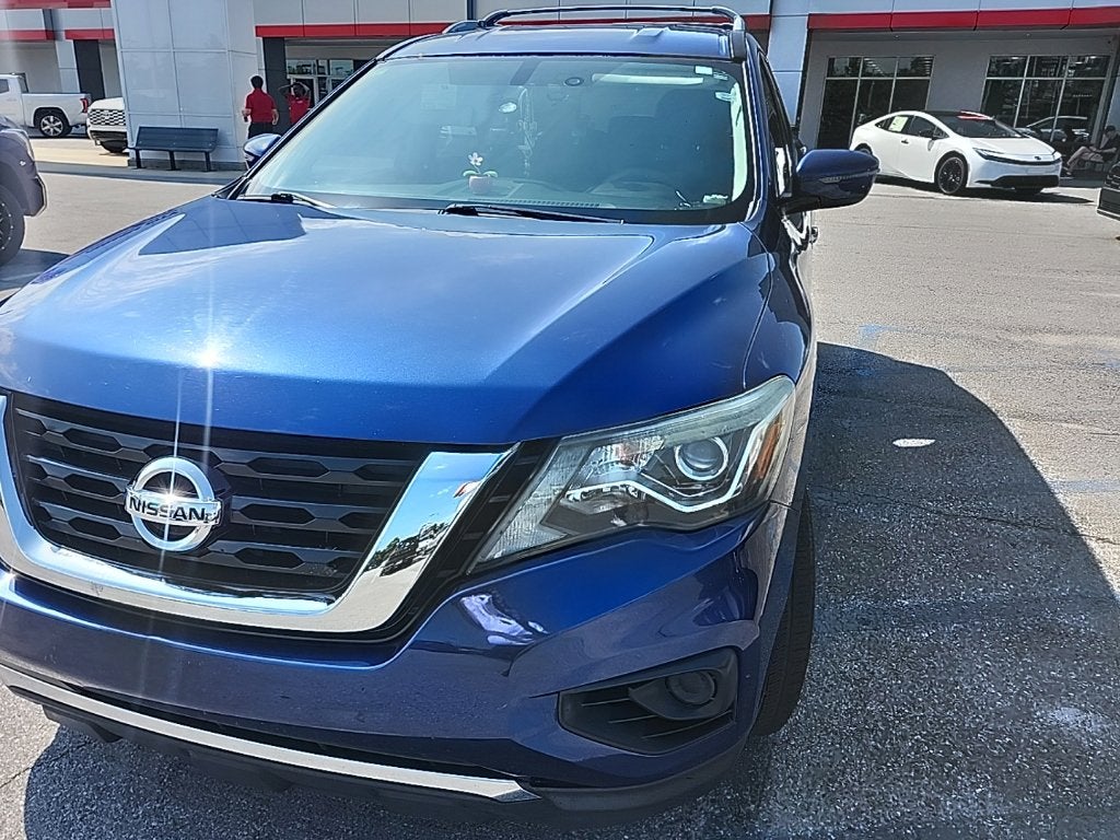 2019 Nissan Pathfinder S