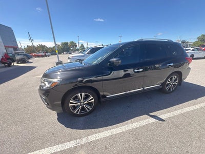 2019 Nissan Pathfinder Platinum