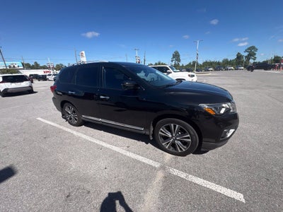 2019 Nissan Pathfinder Platinum