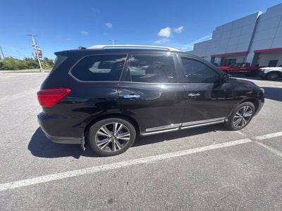 2019 Nissan Pathfinder Platinum