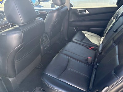 2019 Nissan Pathfinder Platinum
