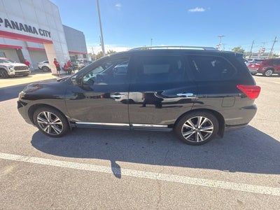 2019 Nissan Pathfinder Platinum