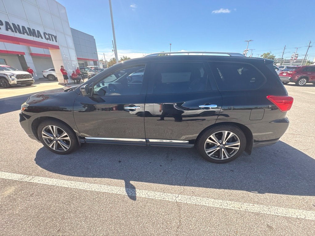 2019 Nissan Pathfinder Platinum