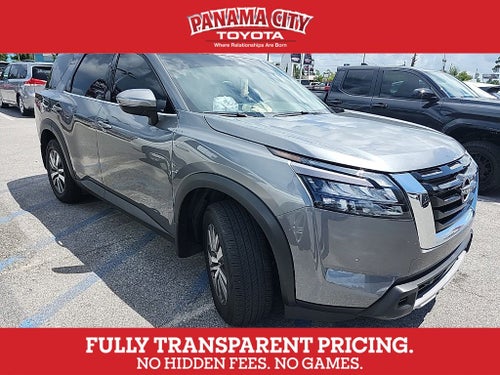 2025 Nissan Pathfinder SL