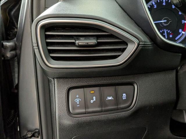 2019 Hyundai Santa Fe SE