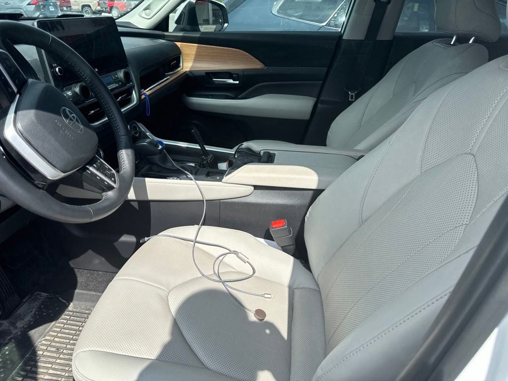 2025 Toyota Grand Highlander Limited