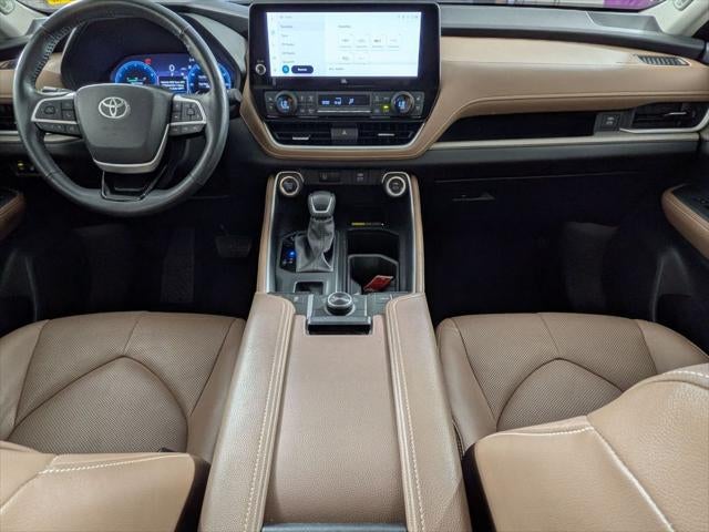 2024 Toyota GRAND HIGHLANDER Platinum