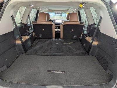 2024 Toyota GRAND HIGHLANDER Platinum