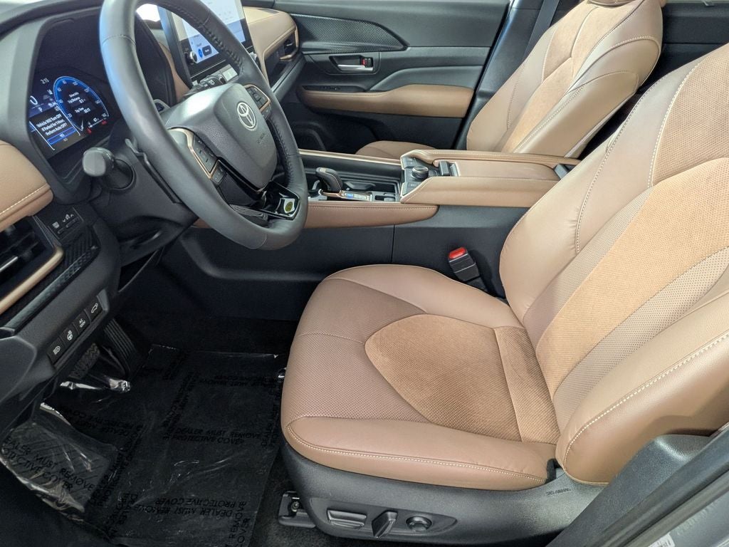 2026 Toyota GRAND HIGHLANDER HEV MAX Platinum
