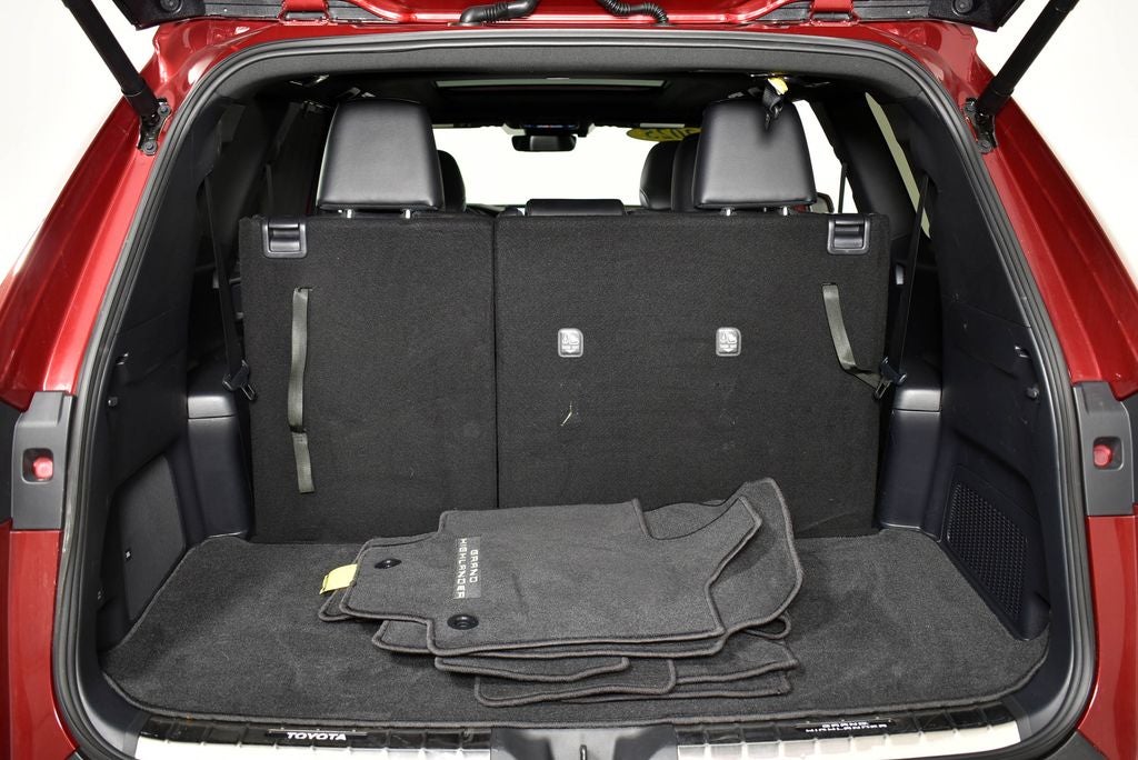 2025 Toyota GRAND HIGHLANDER HEV MAX Limited