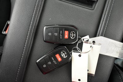 2025 Toyota GRAND HIGHLANDER HEV MAX Limited