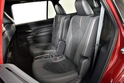 2025 Toyota GRAND HIGHLANDER HEV MAX Limited