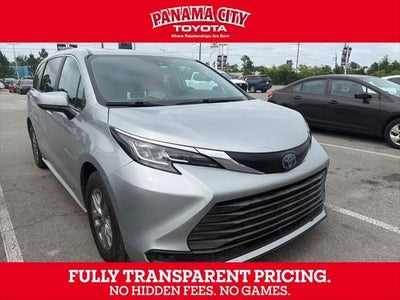 2022 Toyota SIENNA LE LE 8 Passenger