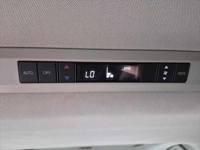 2022 Toyota SIENNA LE LE 8 Passenger