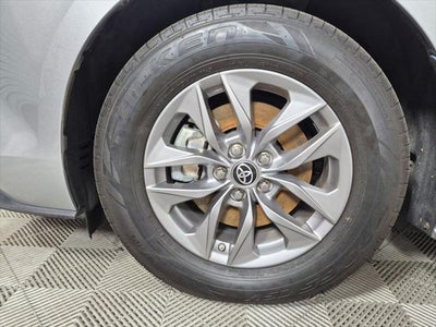2022 Toyota SIENNA LE LE 8 Passenger