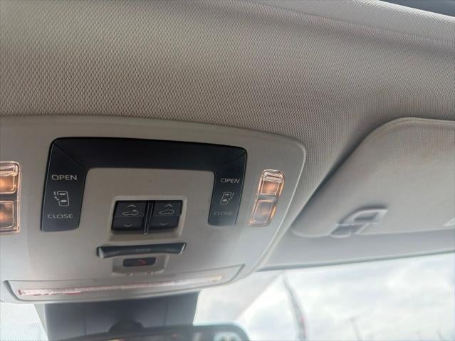 2022 Toyota SIENNA LE LE 8 Passenger