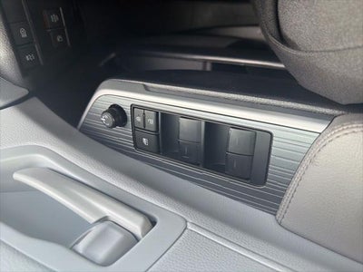 2025 Toyota SIENNA LE LE 8 Passenger