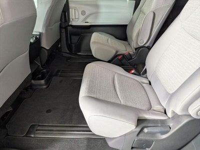 2025 Toyota SIENNA LE LE 8 Passenger