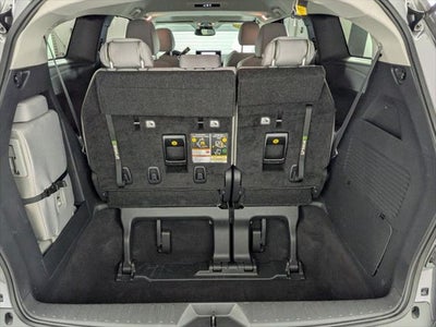 2025 Toyota SIENNA LE LE 8 Passenger