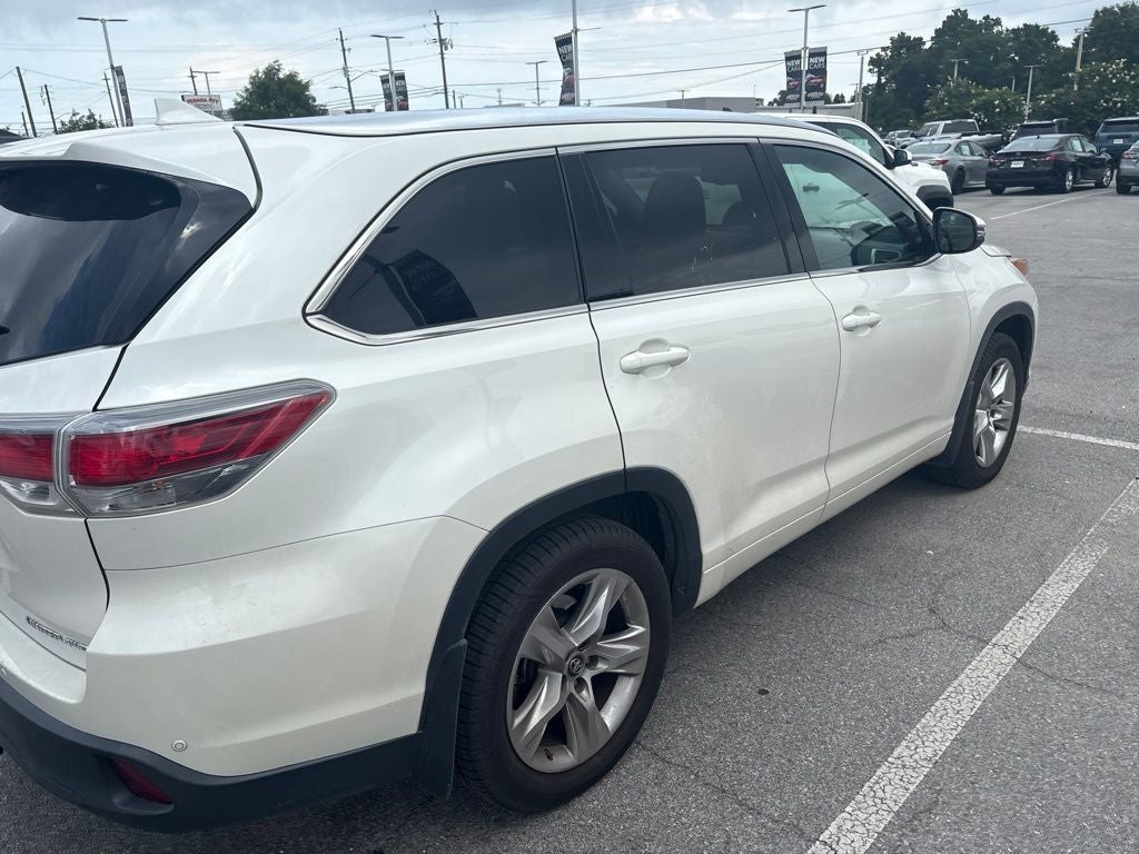 2016 Toyota Highlander Limited Platinum V6