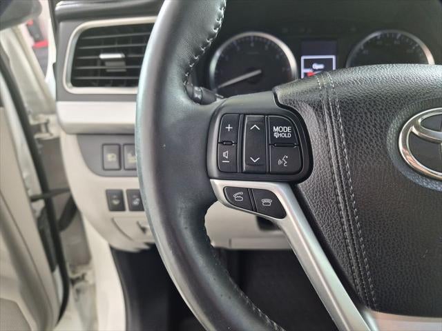 2016 Toyota Highlander Limited Platinum V6