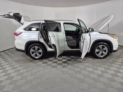 2016 Toyota Highlander Limited Platinum V6