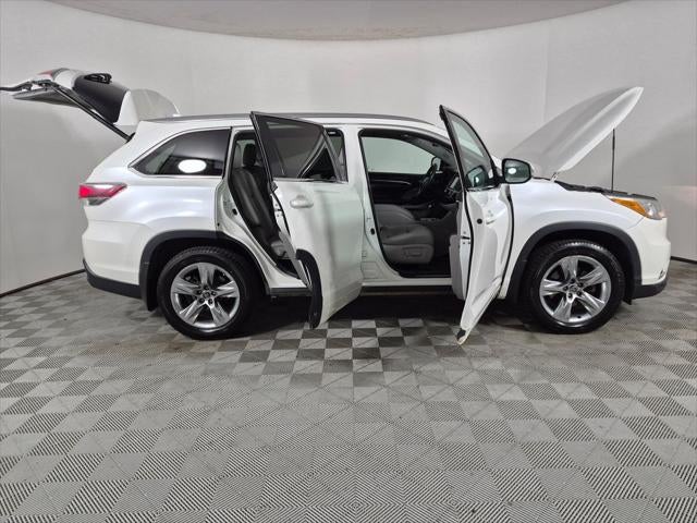 2016 Toyota Highlander Limited Platinum V6