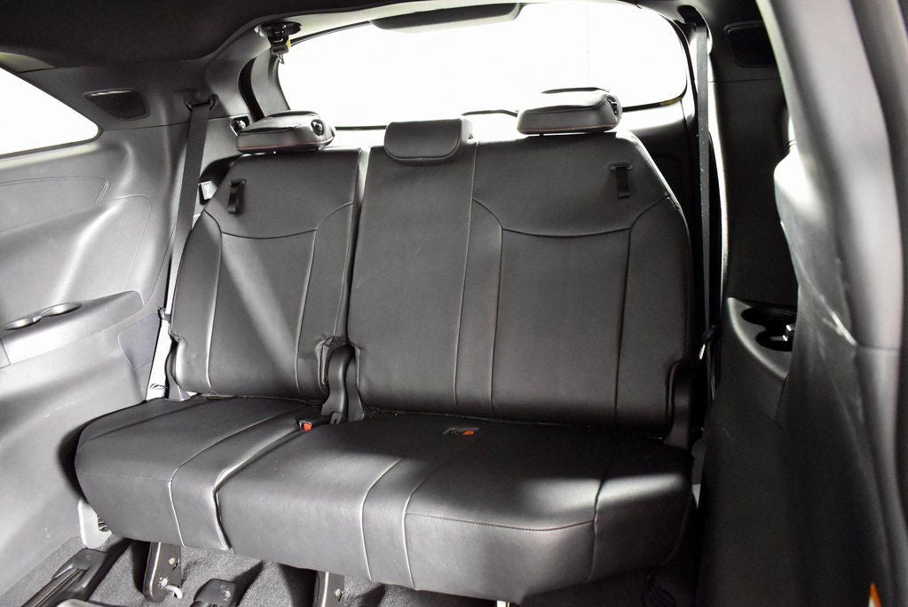 2025 Toyota SIENNA XSE XSE 7 Passenger