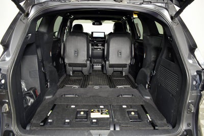 2025 Toyota SIENNA XSE XSE 7 Passenger