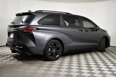 2025 Toyota SIENNA XSE XSE 7 Passenger