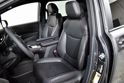 2025 Toyota SIENNA XSE XSE 7 Passenger