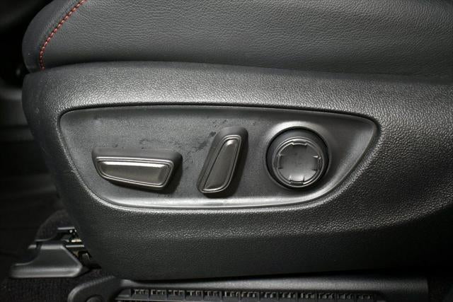 2025 Toyota SIENNA XSE XSE 7 Passenger