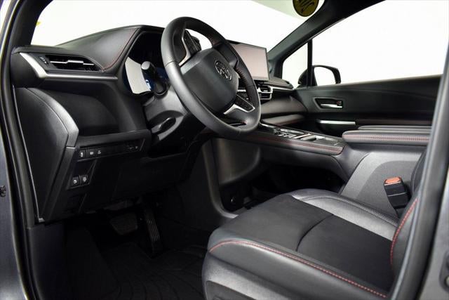 2025 Toyota SIENNA XSE XSE 7 Passenger