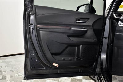 2025 Toyota SIENNA XSE XSE 7 Passenger