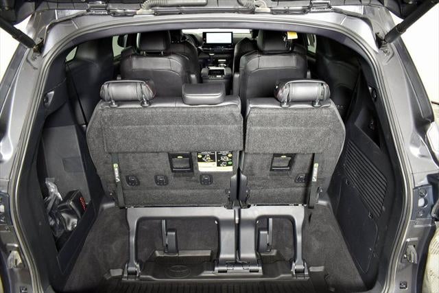 2025 Toyota SIENNA XSE XSE 7 Passenger