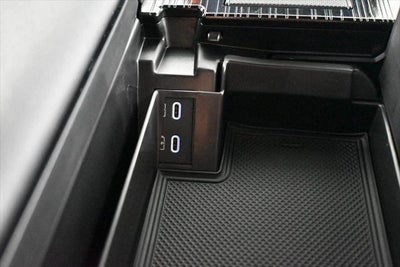 2025 Toyota SIENNA XSE XSE 7 Passenger