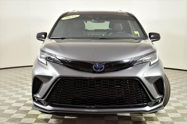 2025 Toyota SIENNA XSE XSE 7 Passenger
