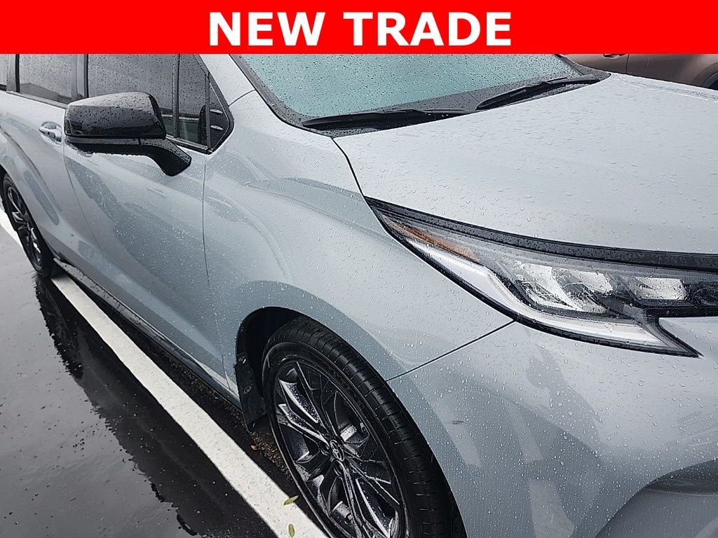 2025 Toyota Sienna XSE 7 Passenger