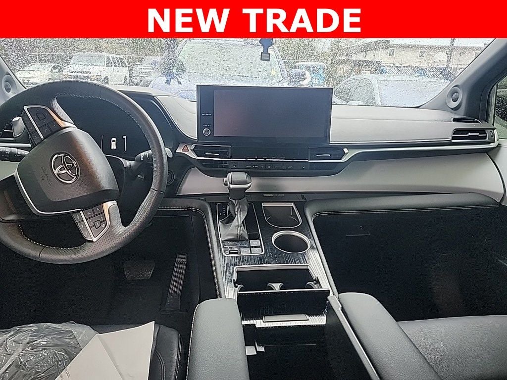 2025 Toyota Sienna XSE 7 Passenger