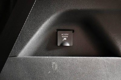 2025 Toyota SIENNA XSE XSE 7 Passenger