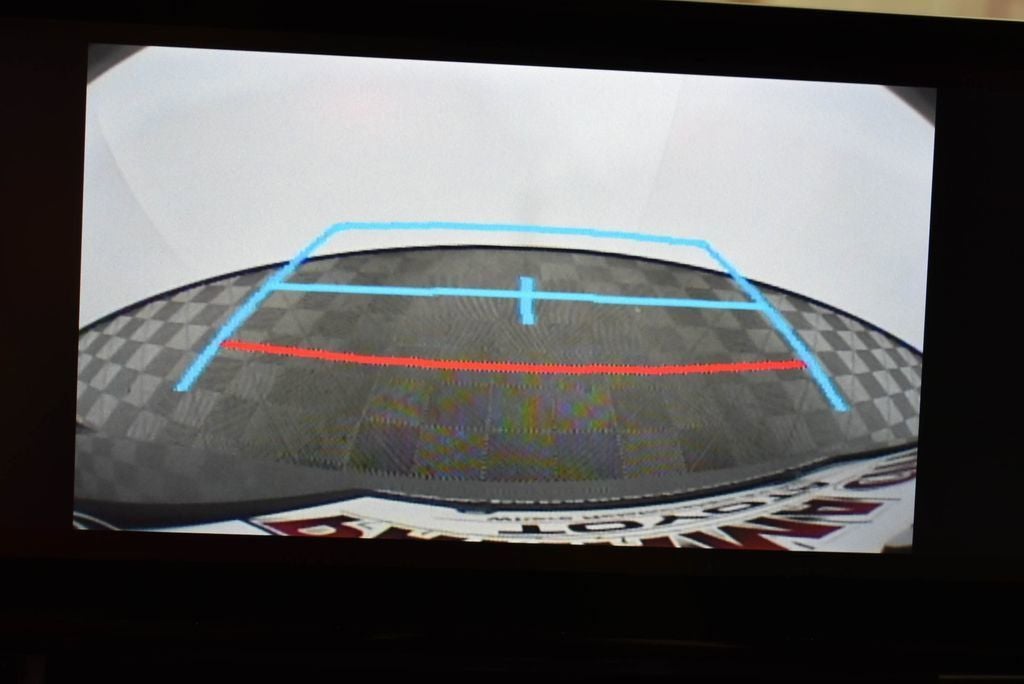 2025 Toyota SIENNA XSE XSE 7 Passenger