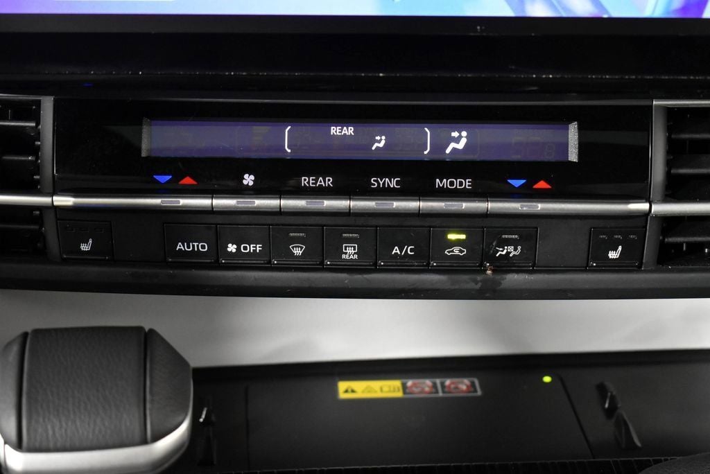 2025 Toyota SIENNA XSE XSE 7 Passenger