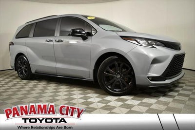 2025 Toyota SIENNA XSE XSE 7 Passenger