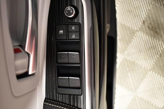 2025 Toyota SIENNA XSE XSE 7 Passenger